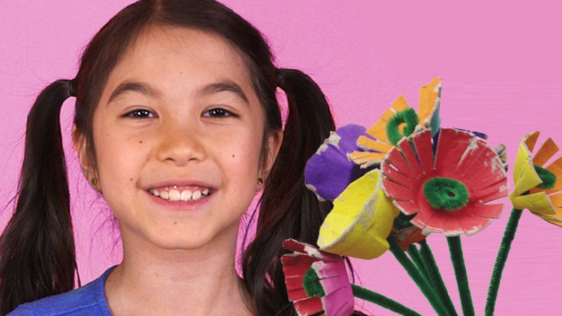 How to Make Egg Carton Flowers