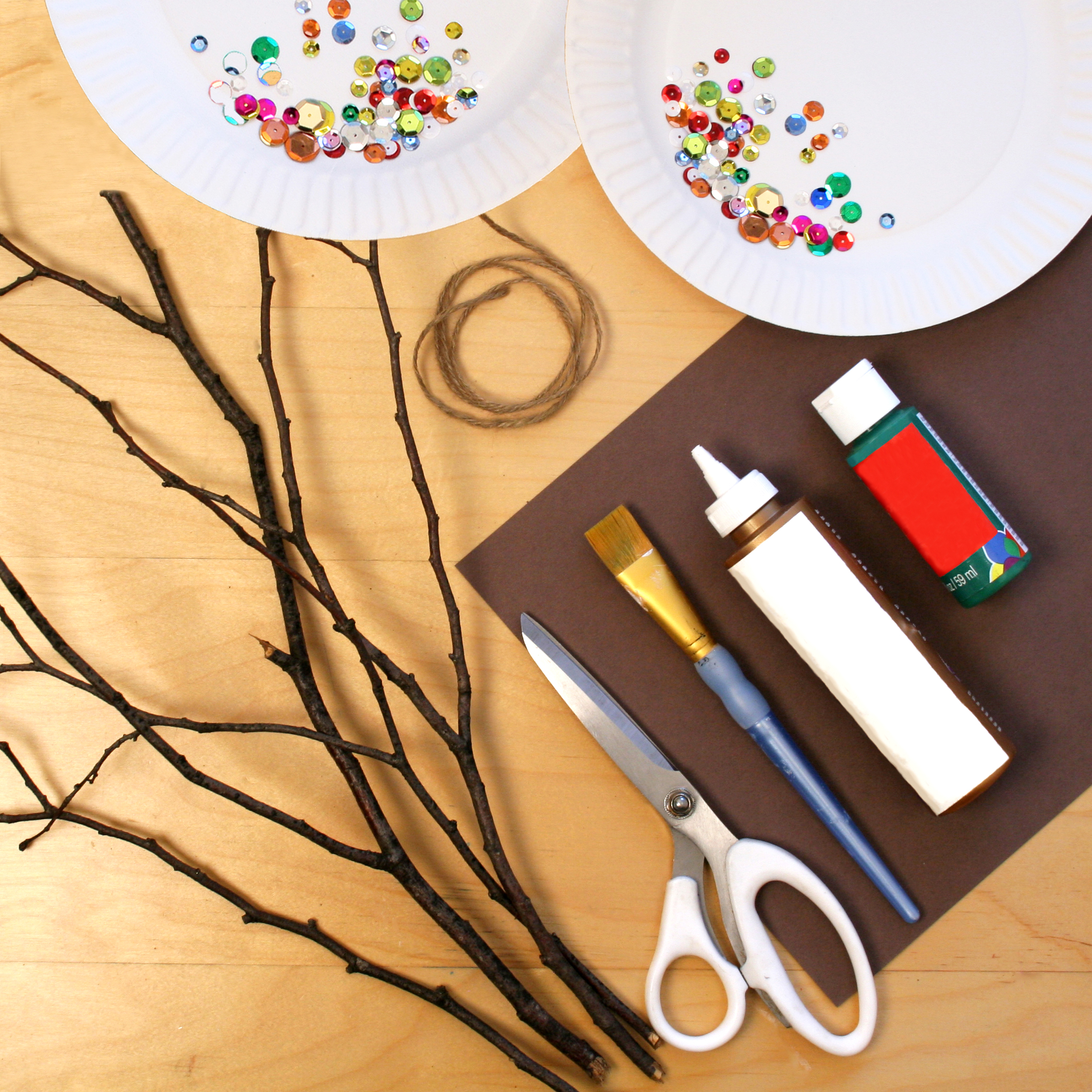 Christmas tree ornament craft materials