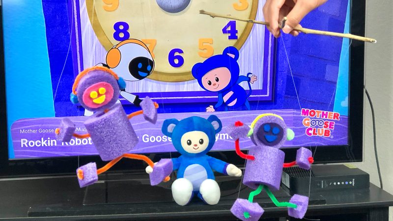'Rockin' Robot' Craft - Mother Goose Club